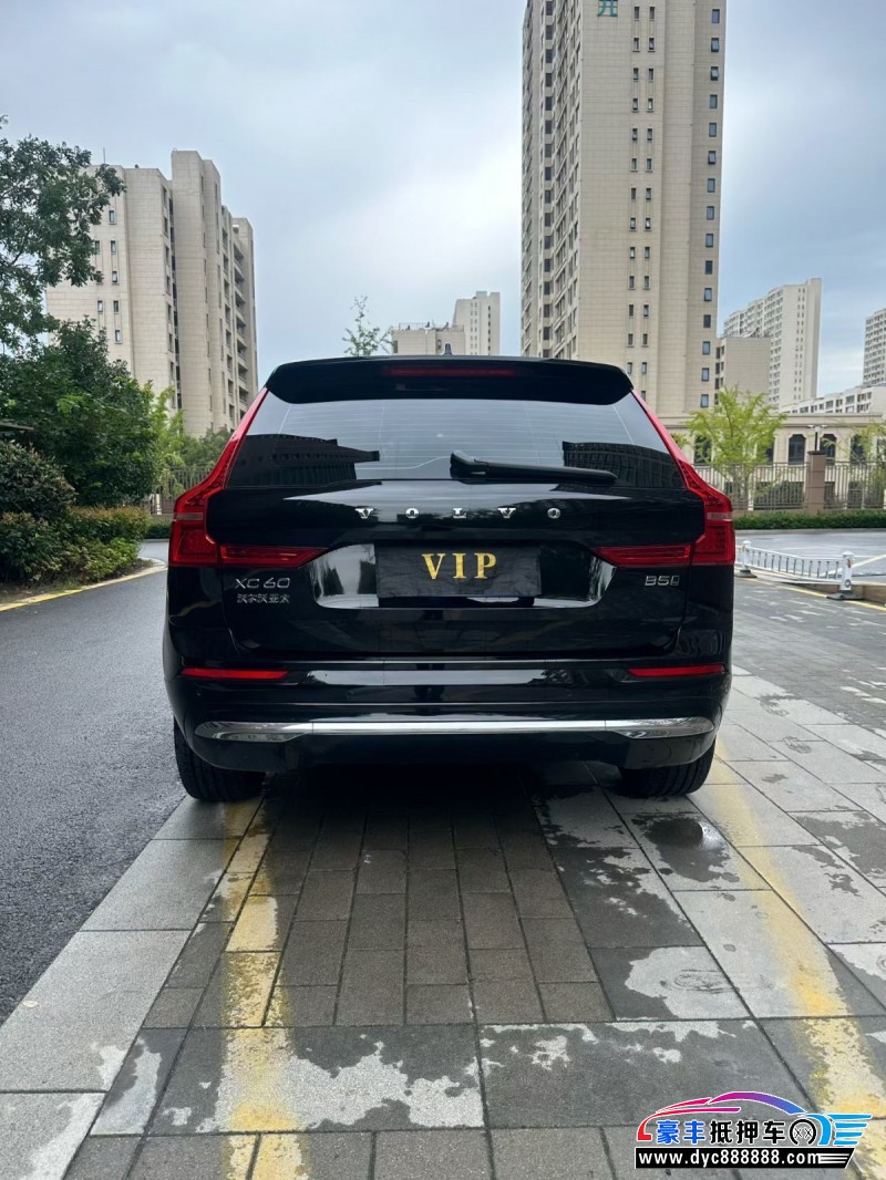 24年沃尔沃XC60轿车抵押车出售