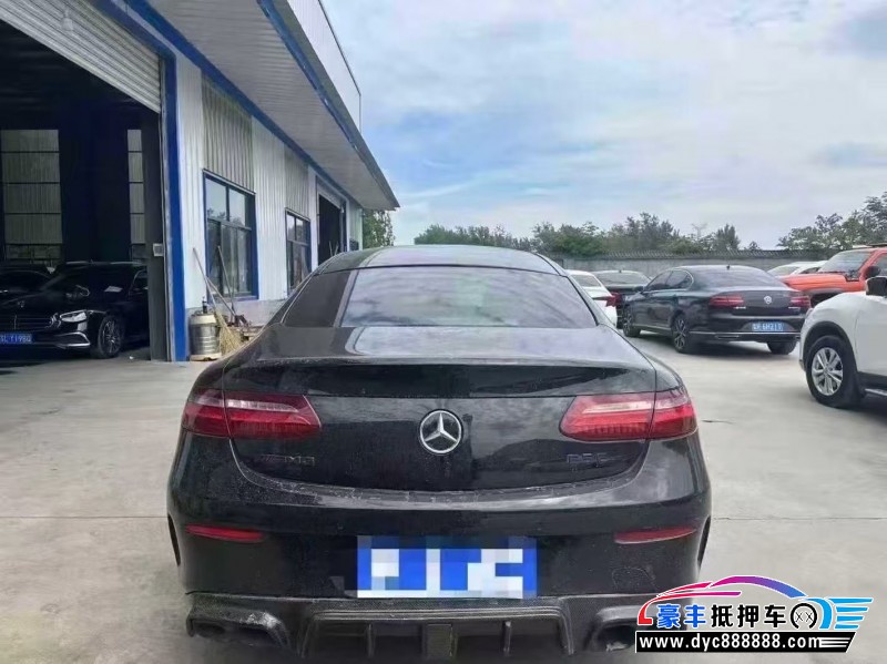 17年奔驰E轿车抵押车出售