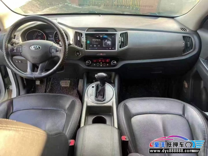 15年起亚智跑轿车抵押车出售