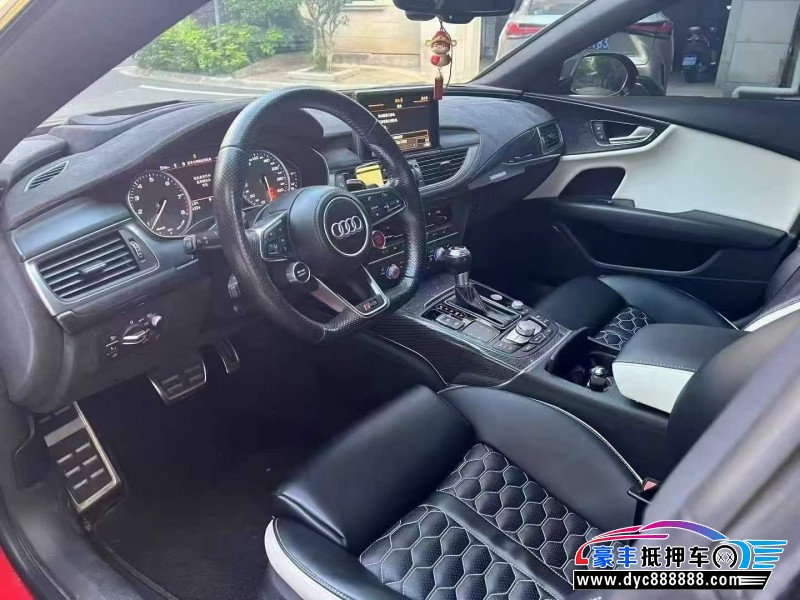 17年奥迪S7轿车抵押车出售