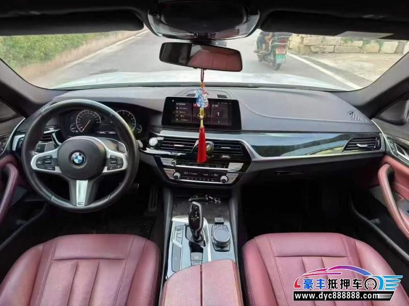 19年宝马5系轿车抵押车出售