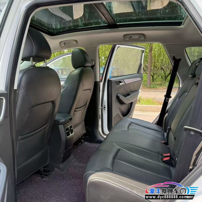 19年荣威RX5轿车抵押车出售