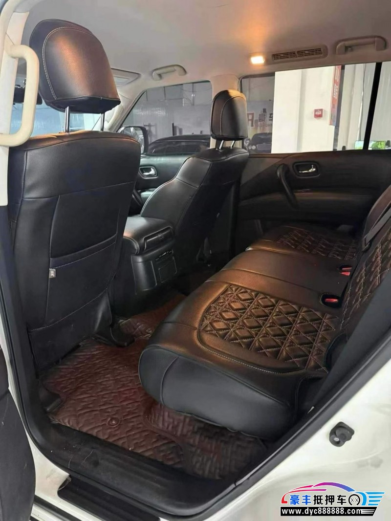 19年日产途乐轿车抵押车出售