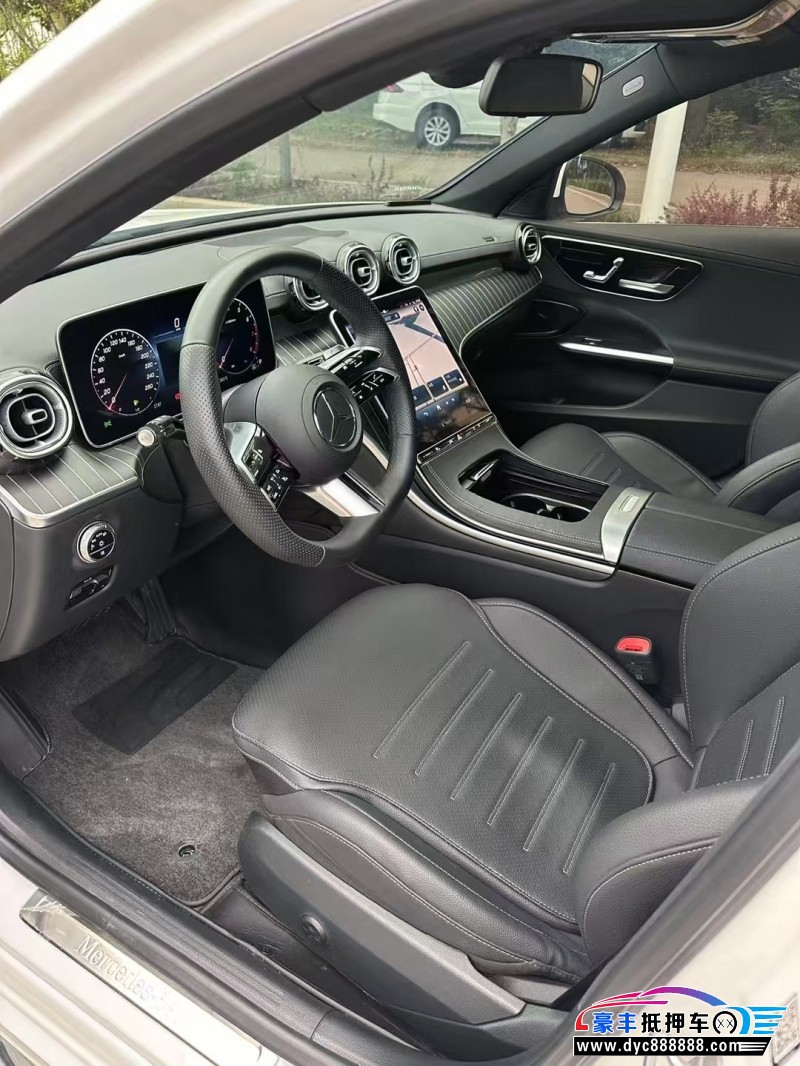 23年奔驰C轿车抵押车出售