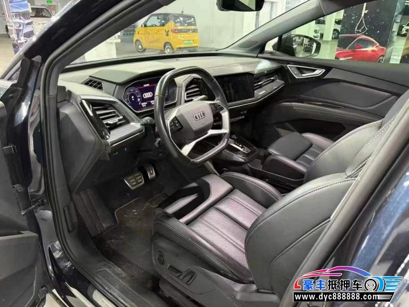24年奥迪Q4轿车抵押车出售