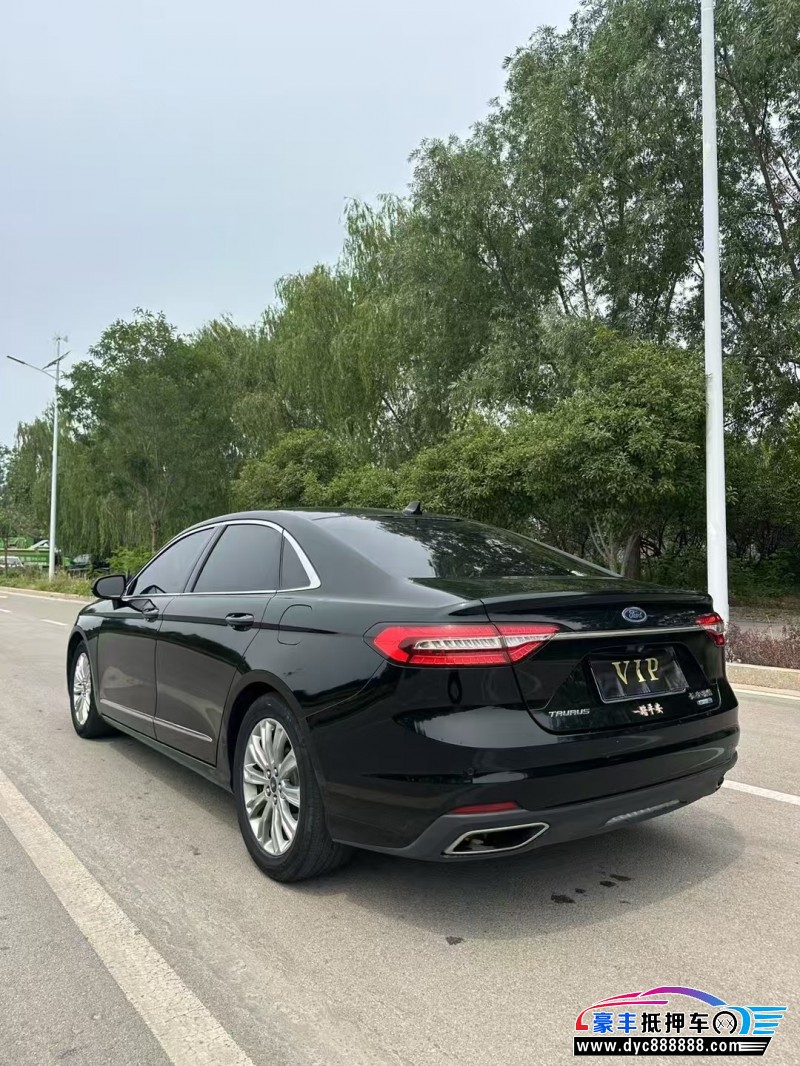 20年福特金牛座轿车抵押车出售