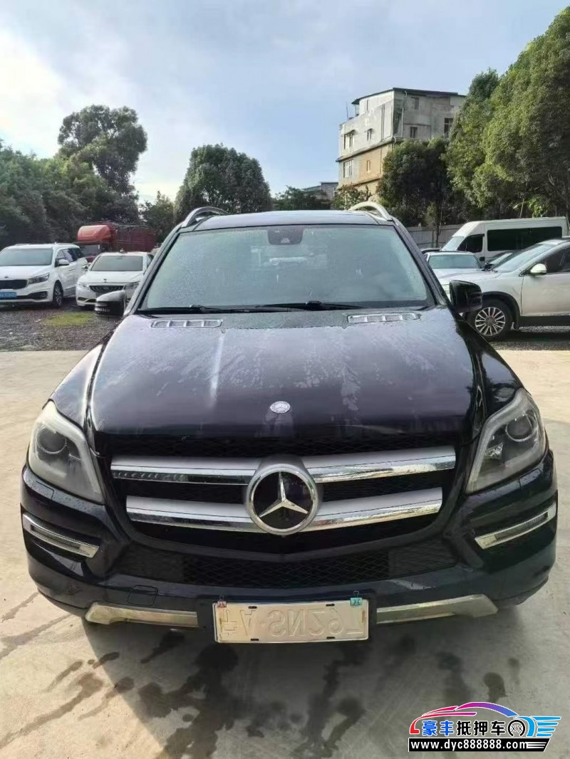 20年奔驰GL轿车抵押车出售