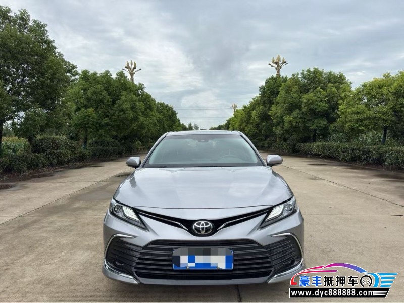 22年丰田凯美瑞轿车抵押车出售