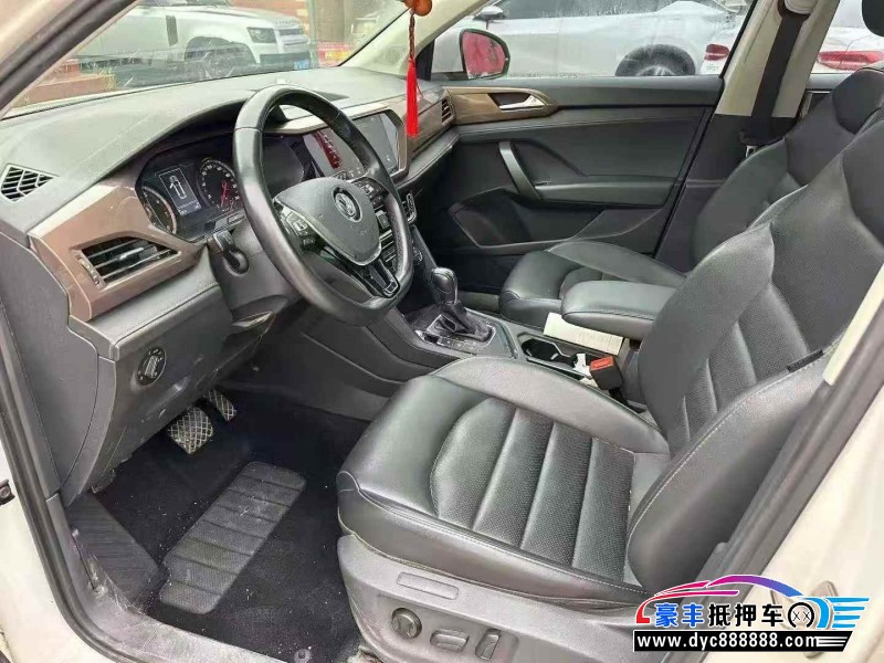 20年大众途岳轿车抵押车出售