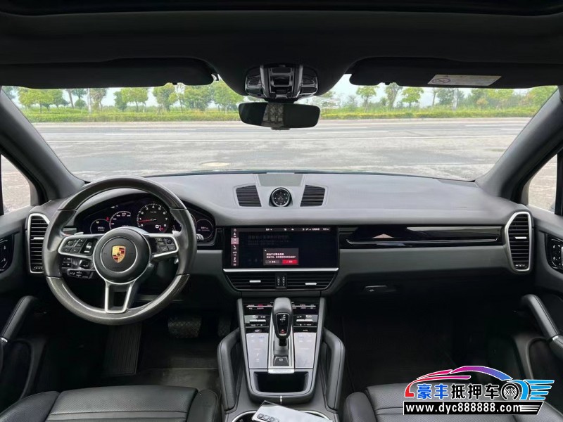 21年保时捷卡宴轿车抵押车出售