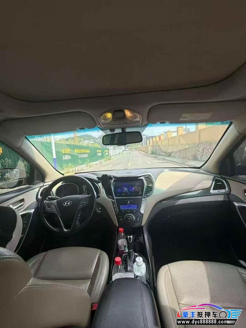 13年现代新胜达轿车抵押车出售