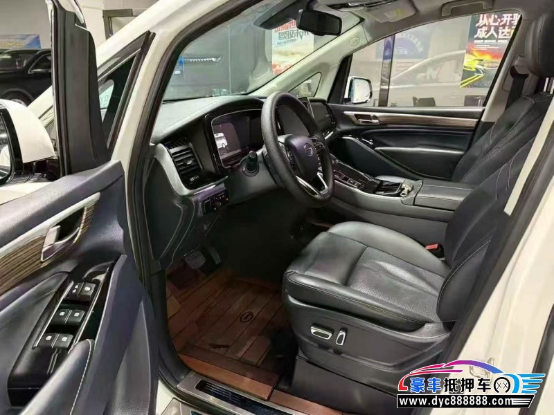 21年传祺M8轿车抵押车出售