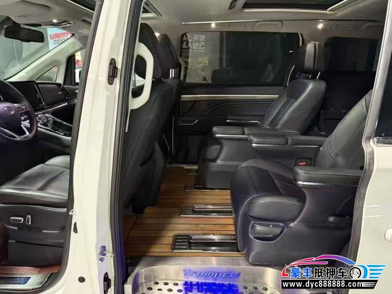 21年传祺M8轿车抵押车出售