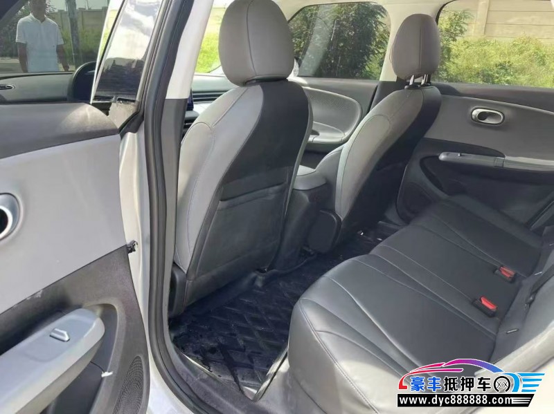 24年东风纳米01轿车抵押车出售