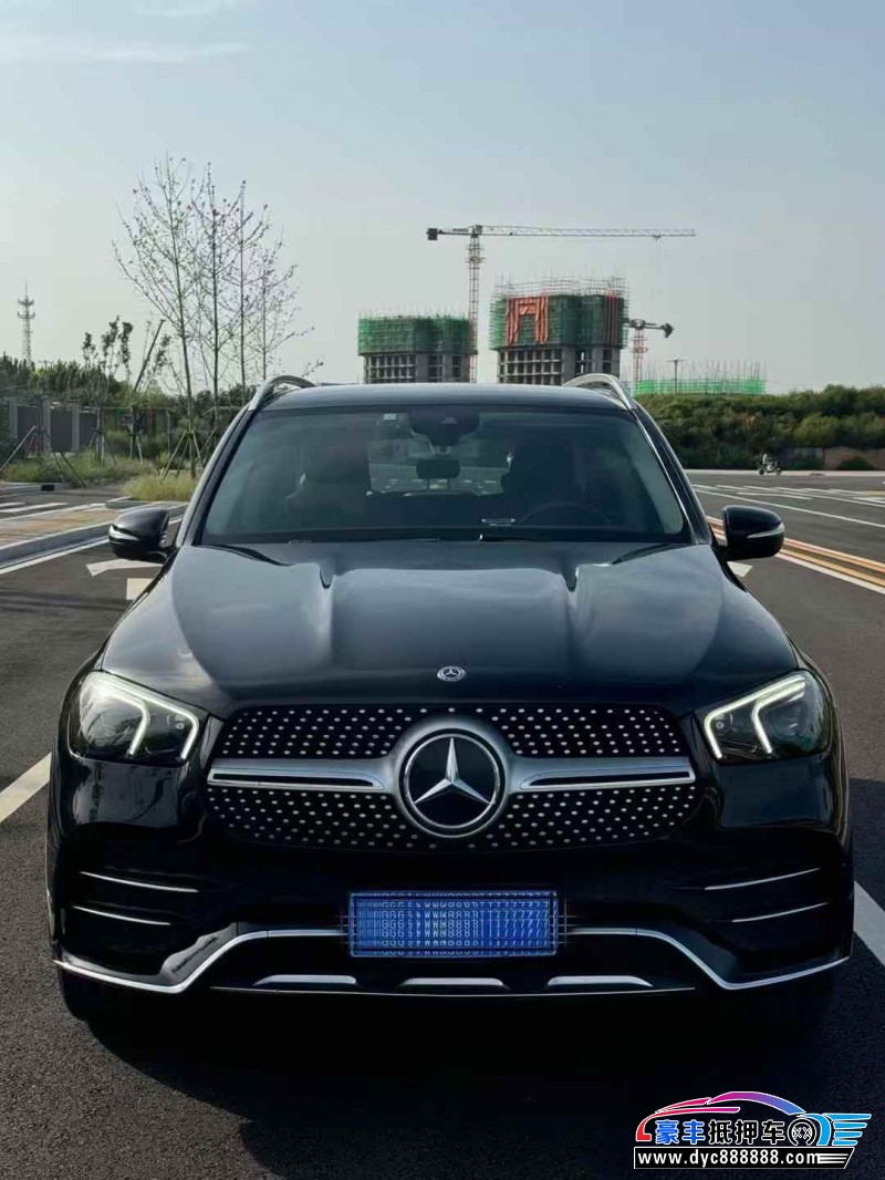 19年奔驰GLE轿车抵押车出售