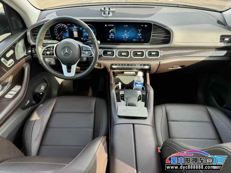 19年奔驰GLE轿车抵押车出售