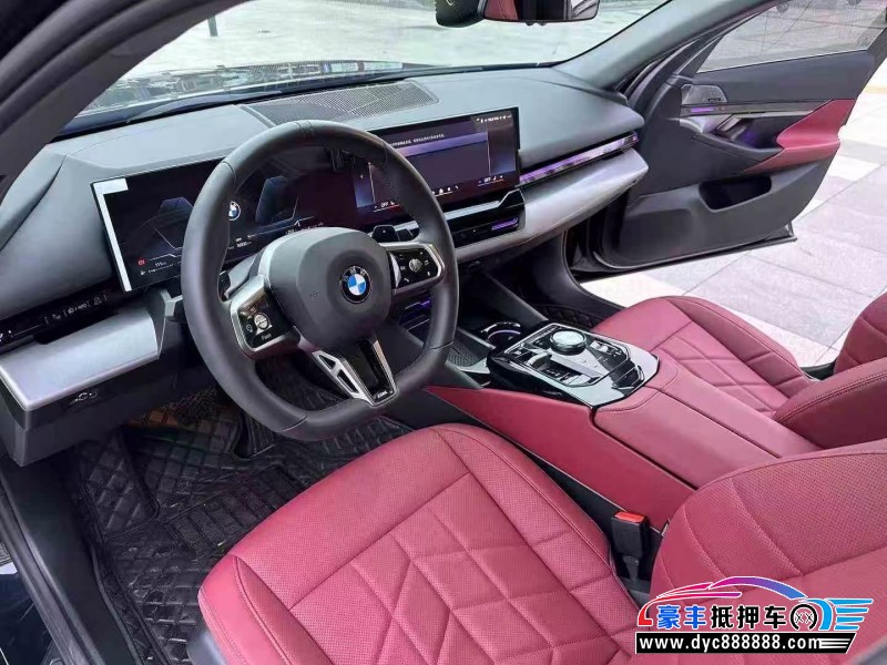 25年宝马5系轿车抵押车出售