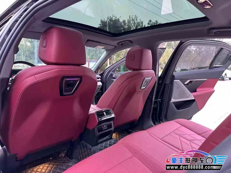 25年宝马5系轿车抵押车出售