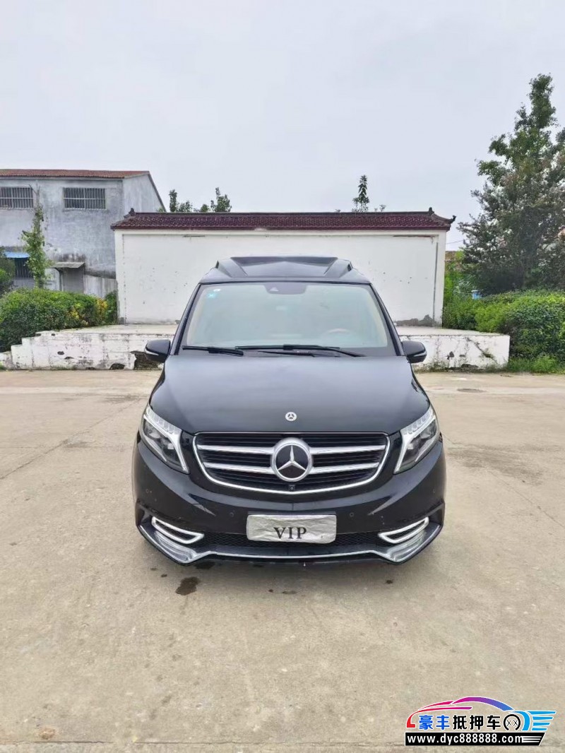 19年奔驰V轿车抵押车出售