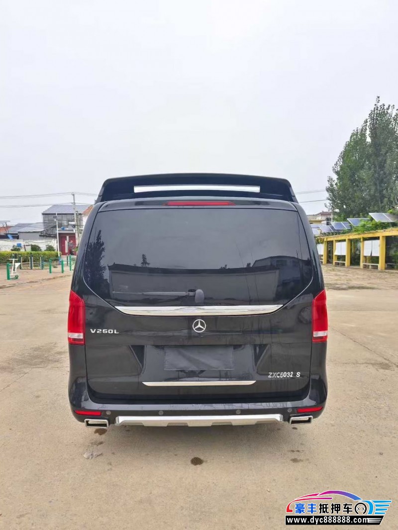 19年奔驰V轿车抵押车出售