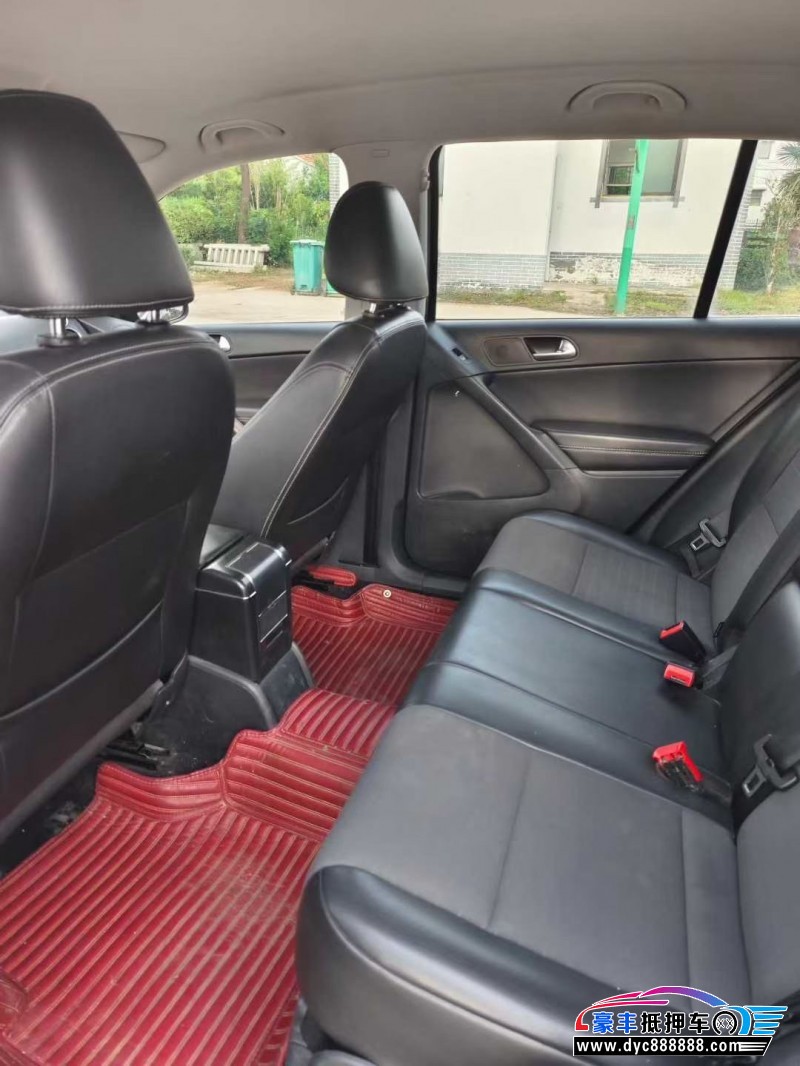 17年大众途观轿车抵押车出售