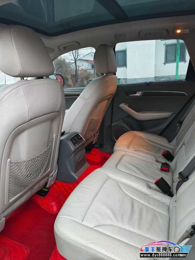 11年奥迪Q5轿车抵押车出售