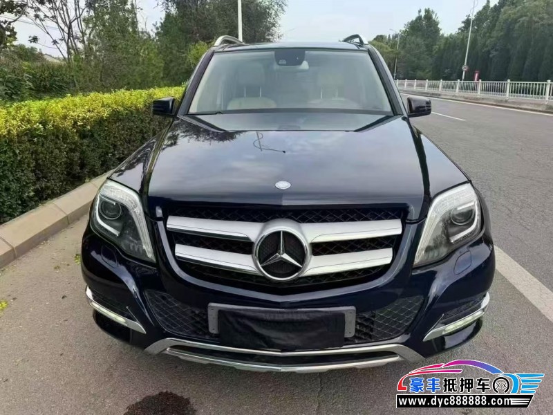 13年奔驰GLK轿车抵押车出售