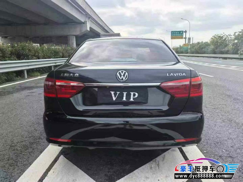 13年大众朗逸轿车抵押车出售