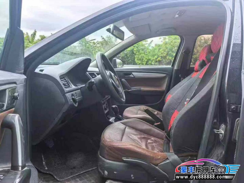 13年大众朗逸轿车抵押车出售