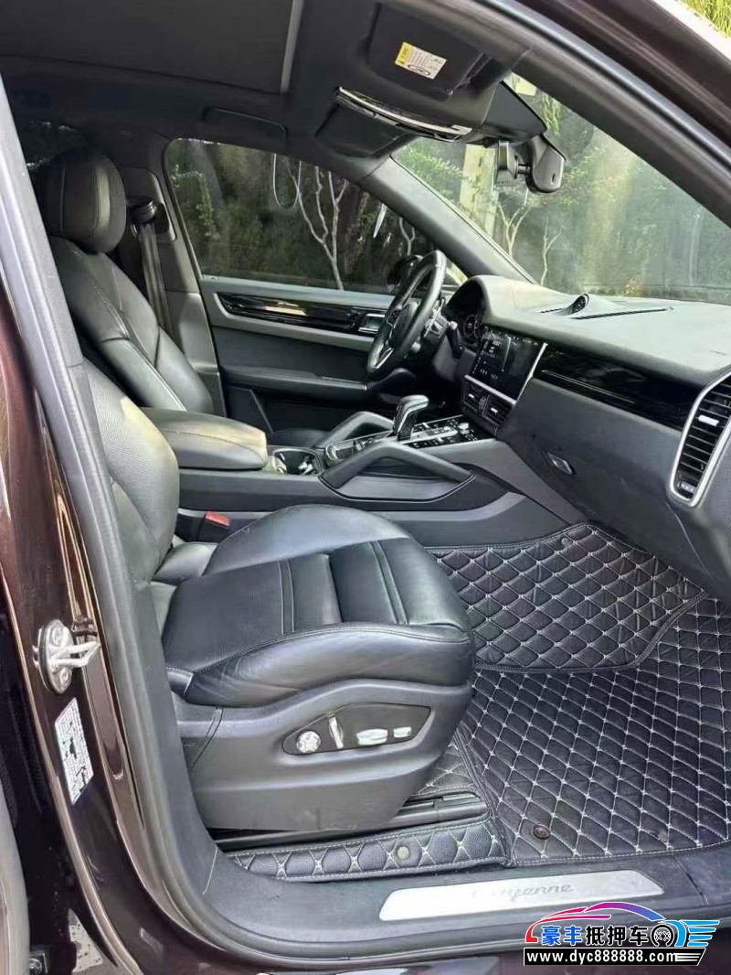 20年保时捷卡宴轿车抵押车出售