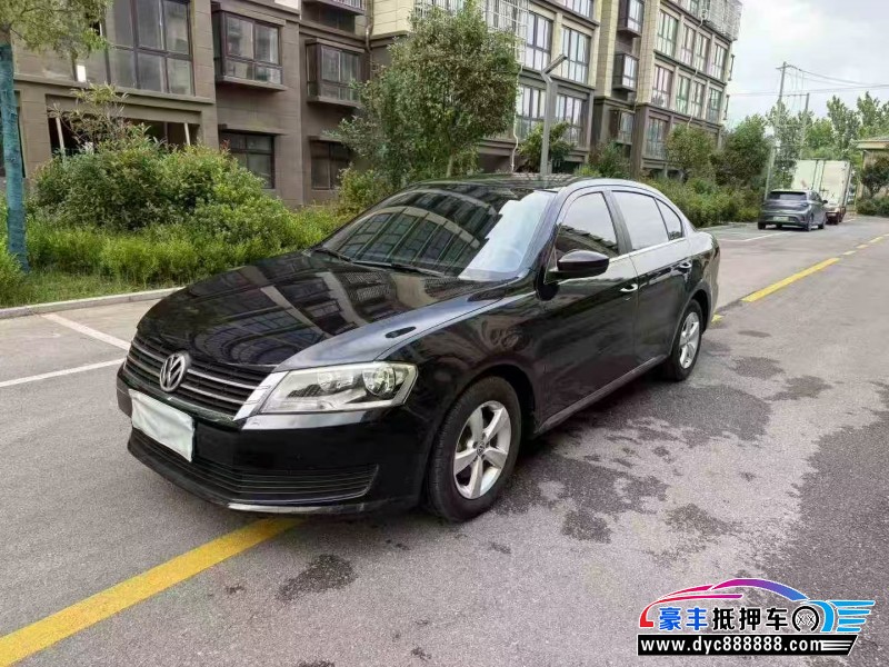 14年大众朗逸轿车抵押车出售