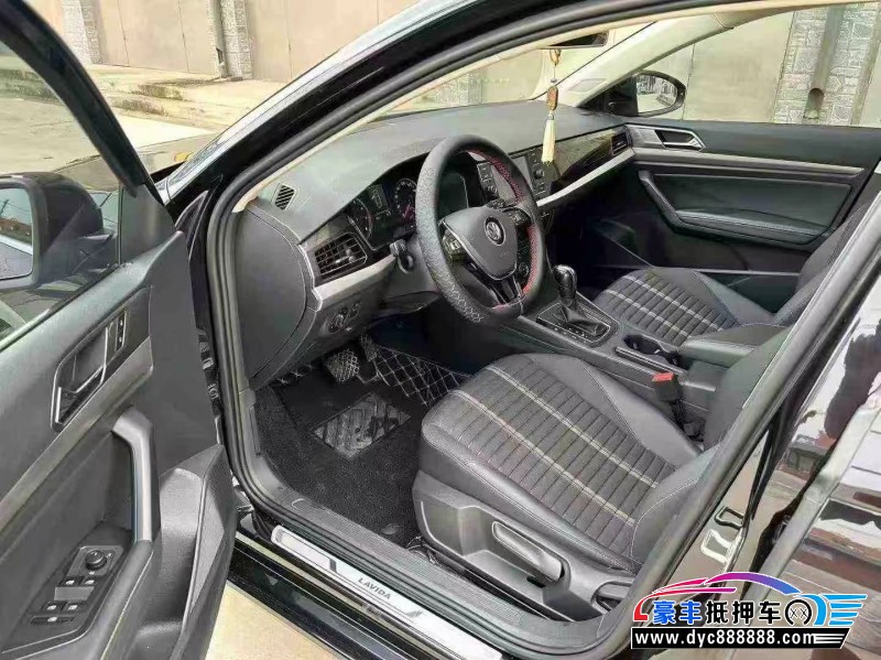 20年大众朗逸轿车抵押车出售