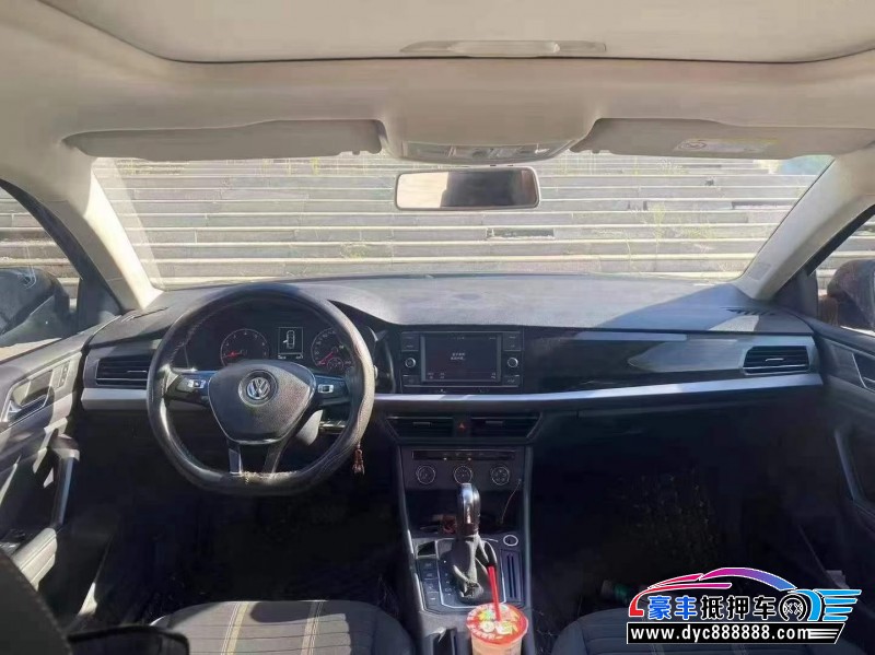 19年大众朗逸轿车抵押车出售