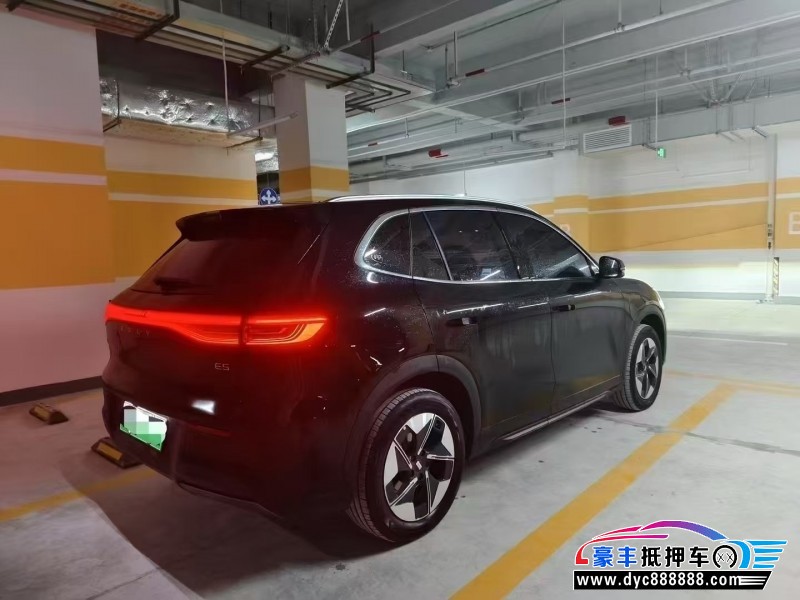 25年吉利银河E5轿车抵押车出售