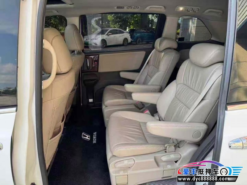 15年本田奥德赛轿车抵押车出售