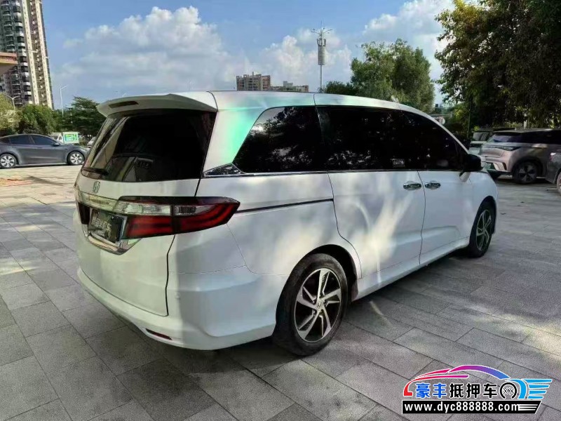 15年本田奥德赛轿车抵押车出售