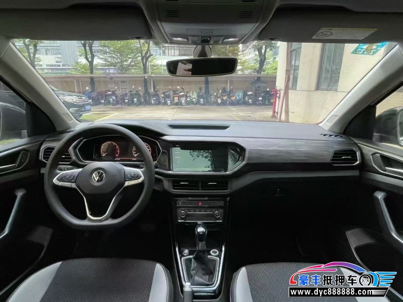 20年大众探影轿车抵押车出售