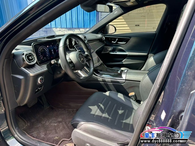 21年奔驰C轿车抵押车出售