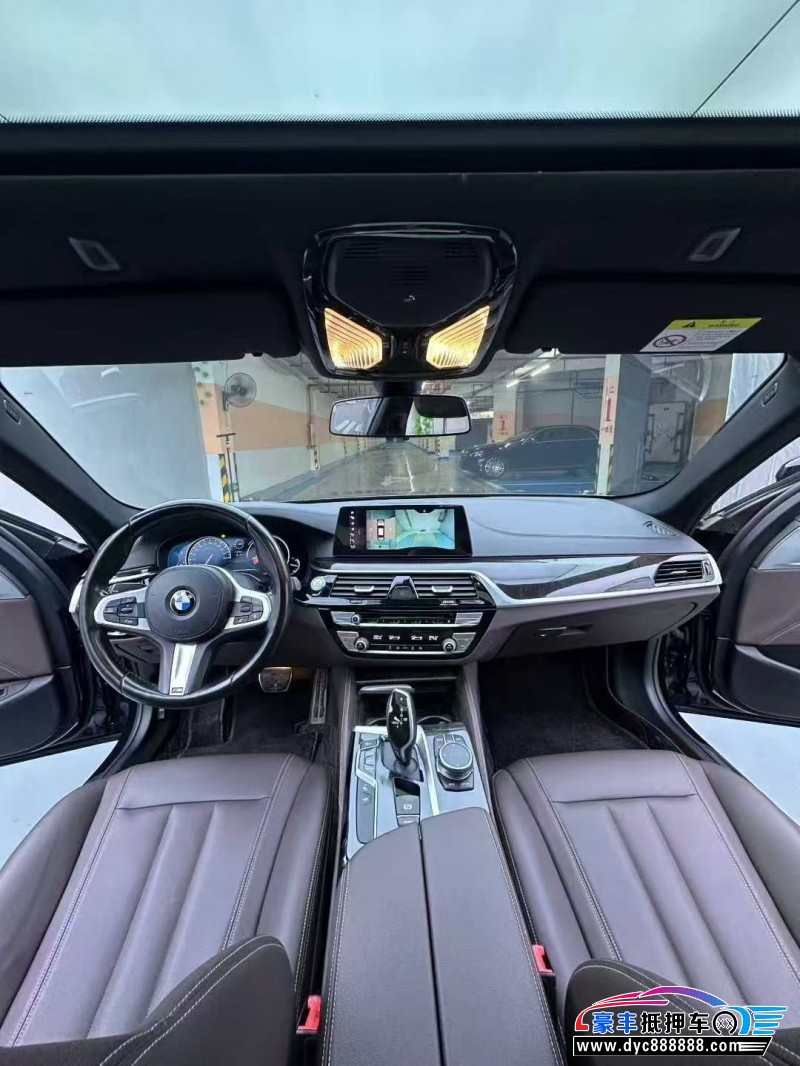 21年宝马5系轿车抵押车出售