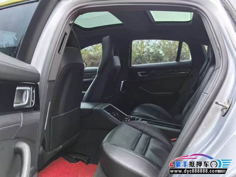 19年保时捷帕纳梅拉轿车抵押车出售