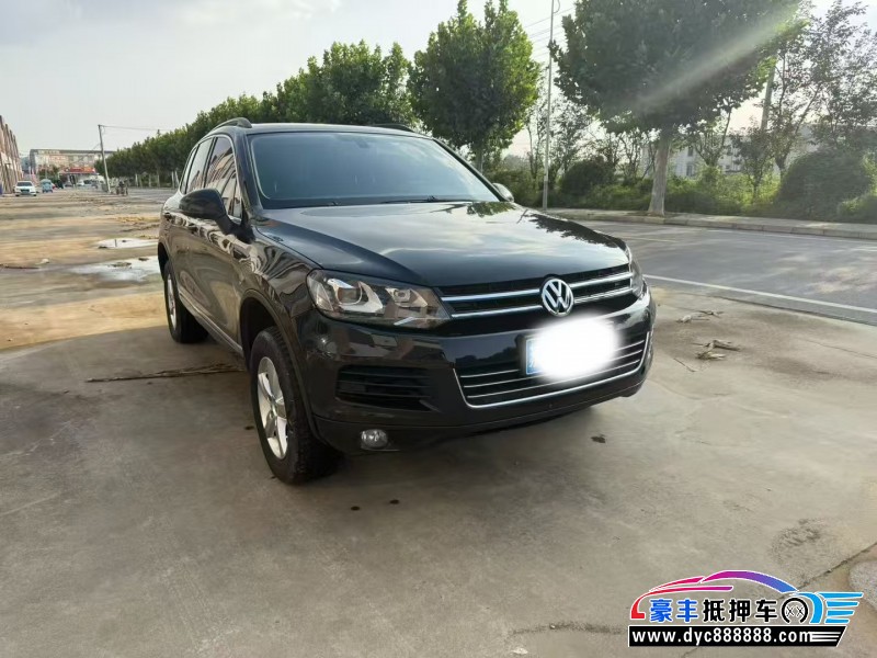 12年大众途锐轿车抵押车出售