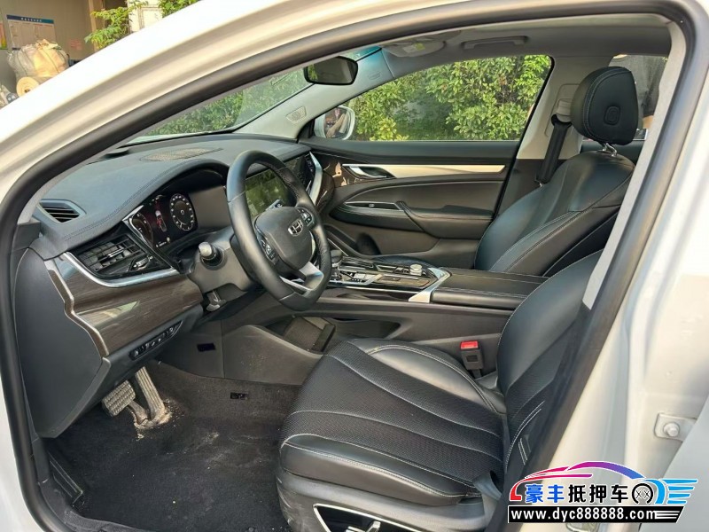 21年吉利博瑞轿车抵押车出售