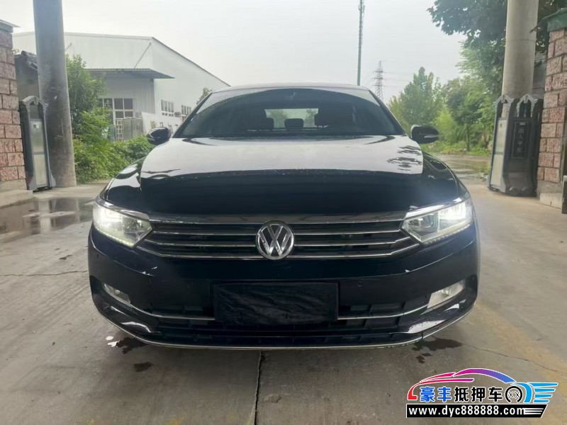 18年大众迈腾轿车抵押车出售