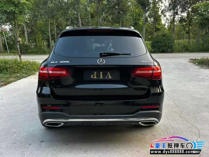 18年奔驰GLCSUV抵押车出售