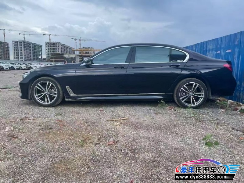 19年宝马7系轿车抵押车出售