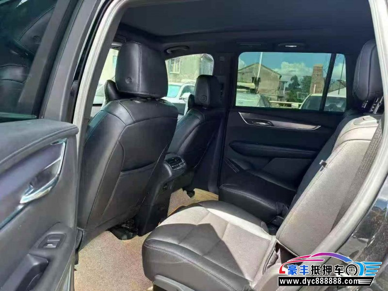 20年凯迪拉克xt6轿车抵押车出售