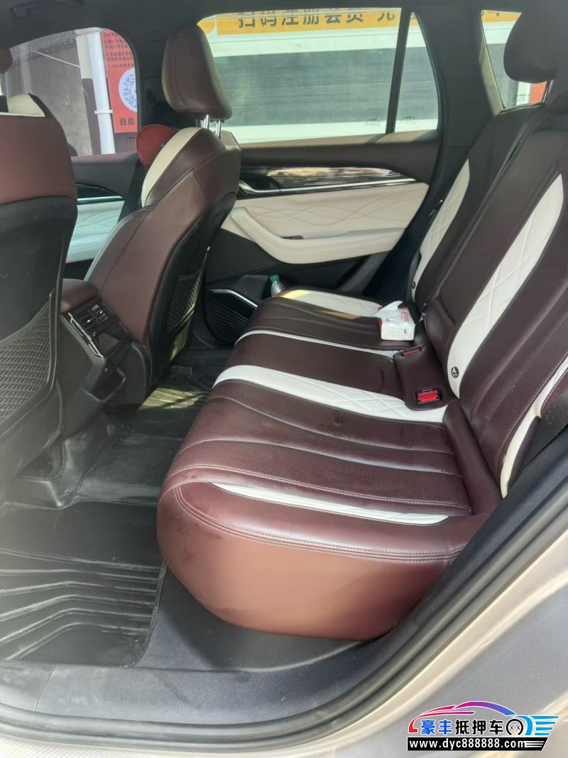 21年吉利吉利星越轿车抵押车出售