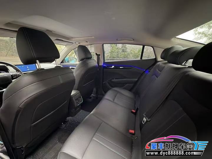 22年东风风神奕炫轿车抵押车出售