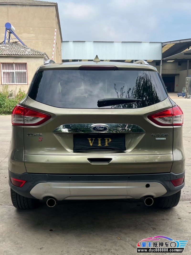 15年福特翼虎轿车抵押车出售