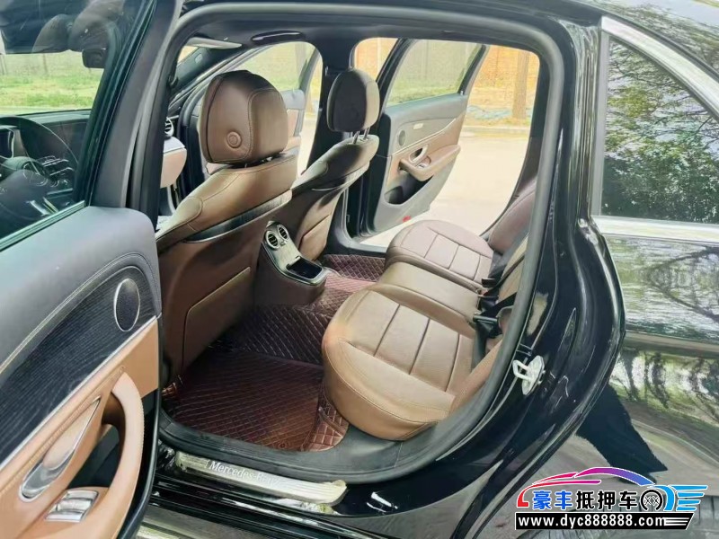 20年奔驰E轿车抵押车出售